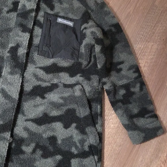 Columbia Panorama Camo Print Fleece Jacket - Picture 3 of 5